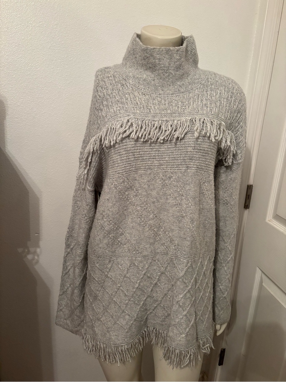 Sonoma Light Gray Fringe Turtleneck Sweater L